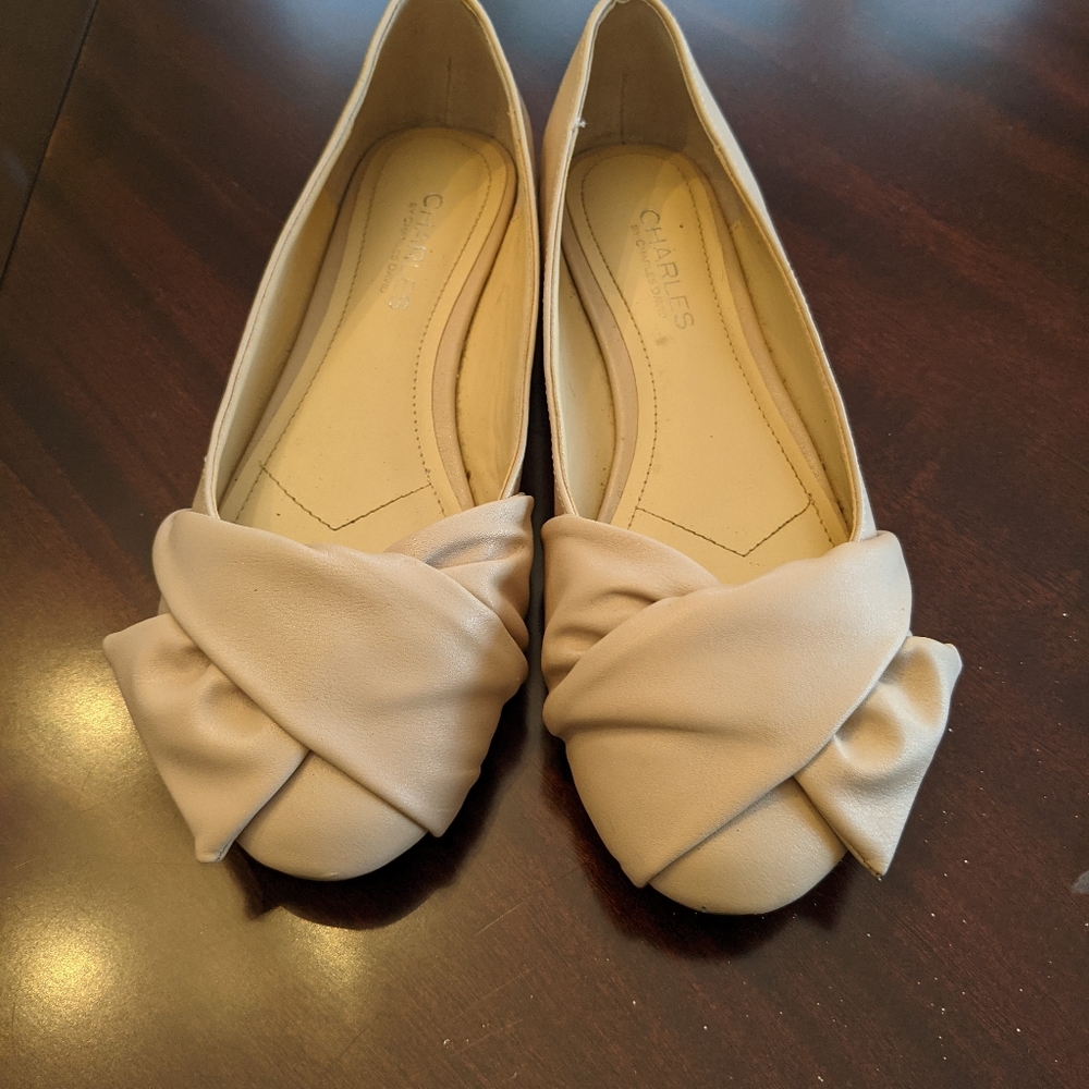EUC Charles by charles david darcy nude flats 8